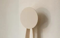 Garderobe/Wandhaken Lou – Minimalistisches Design-Statement aus Metall