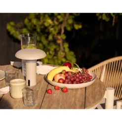 Garten Beistelltisch Ylvorin - elegantes Design in Beige mit Holz