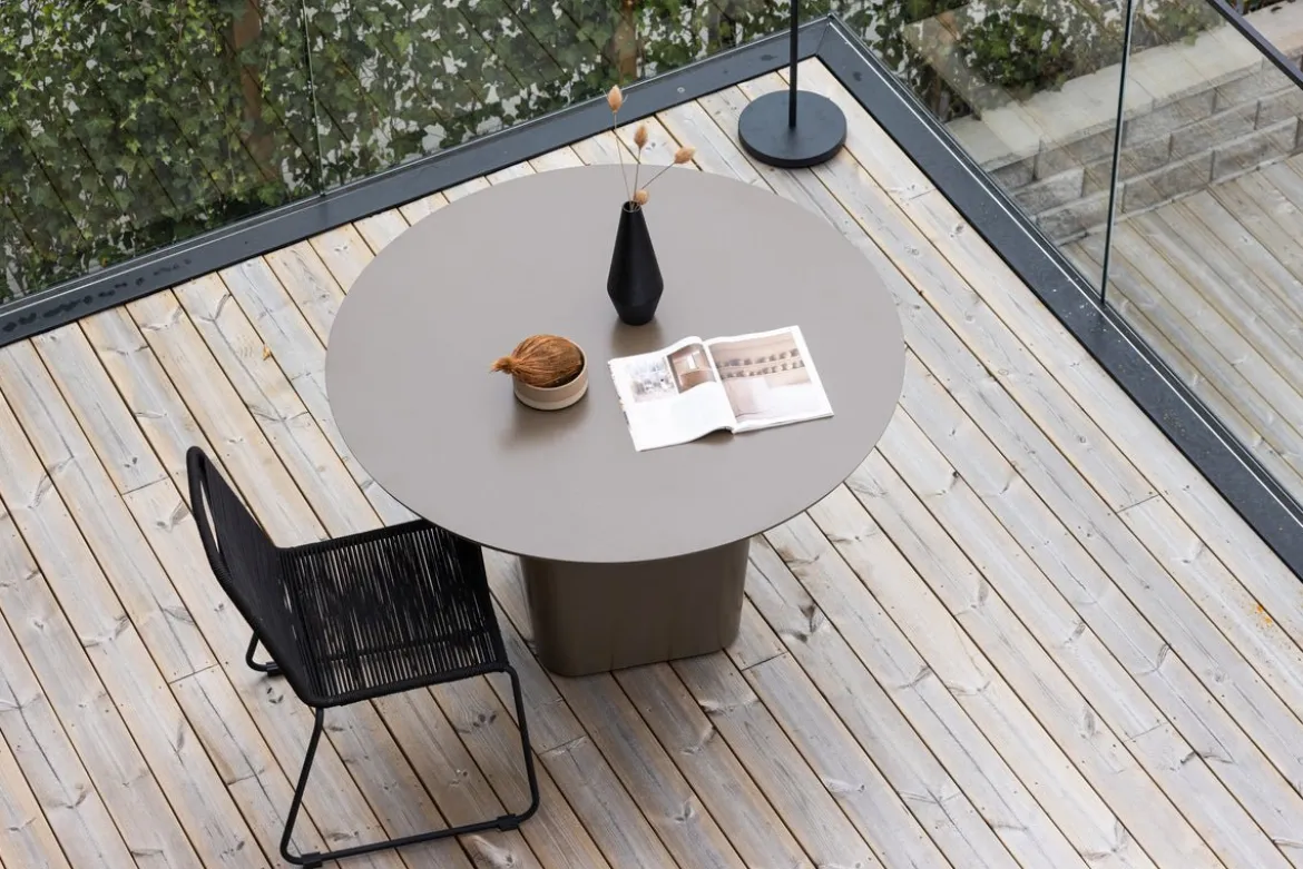 Garten Esstisch Calma - Ø 120cm aus braunem Aluminium