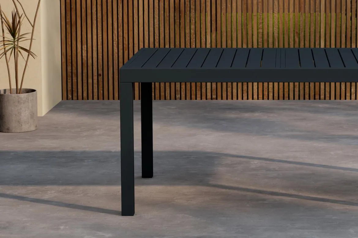 Garten Esstisch Liora - Ausziehbar von 160 auf 240 cm in Beige oder Schwarz