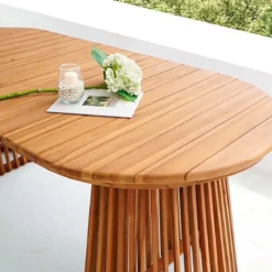 Garten Esstisch Orvessa - aus Teakholz