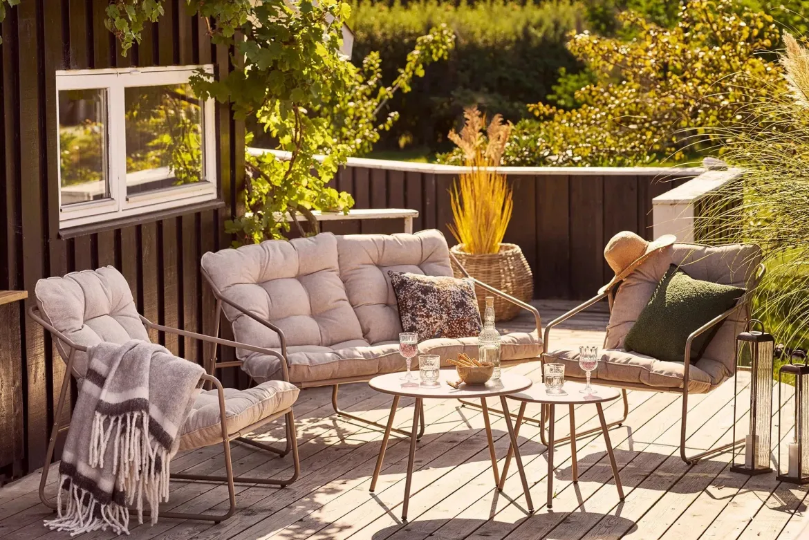 Garten Lounge Set Sandira – mit Stahlgestell in Sand und dicken Sitzpolstern
