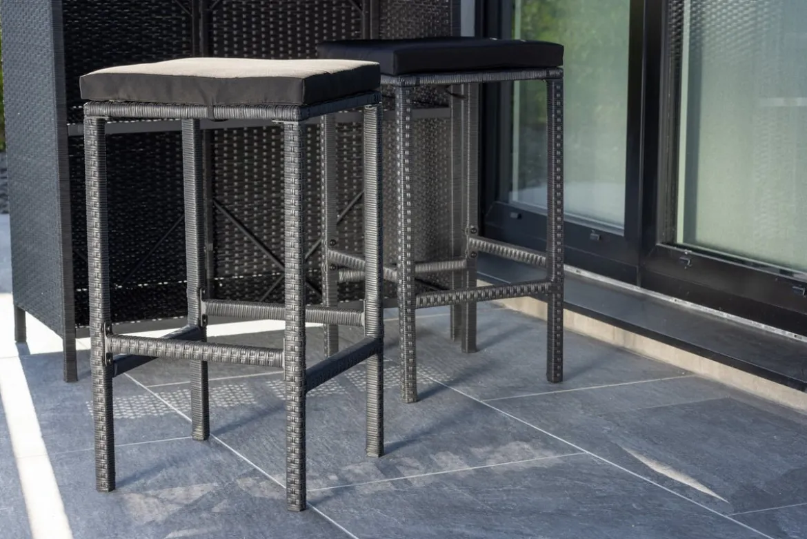 Garten Loungeset Talio – 3-teiliges Set aus synth. Rattan in Schwarz