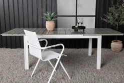 Gartentisch Kairen - perfekt für gesellige Runden im Freien
