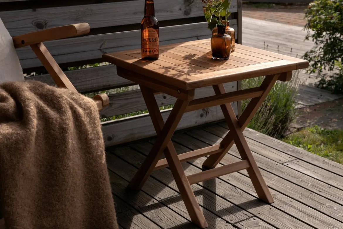 Gartentisch Lino - Quadratischer Café-Tisch aus massivem Teakholz