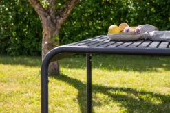 Gartentisch Melura - leicht, robust und wetterbeständig