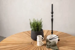 Gartentisch Mirani - ein runder Esstisch aus Metall und Teakholz
