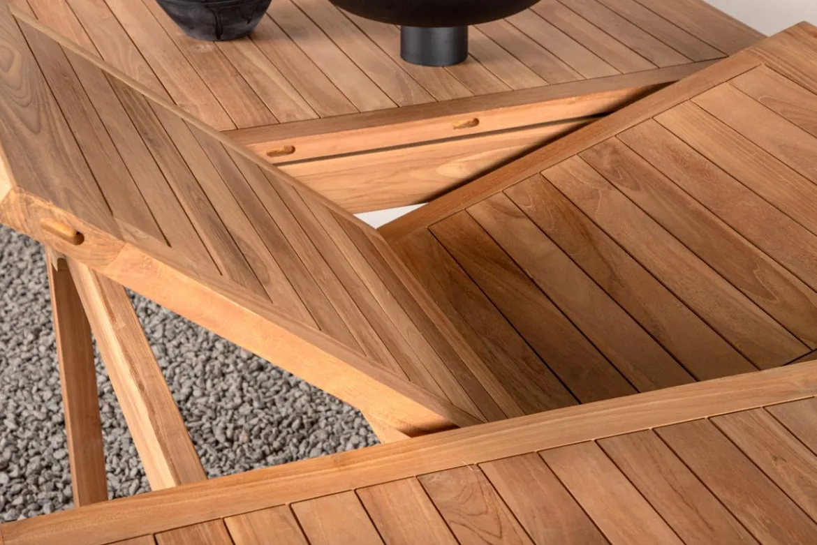 Gartentisch Navira - ein ovaler Esstisch aus Teakholz