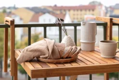 Gartentisch Seraya - mit praktischer Klappfunktion aus Akazienholz für Balkone