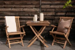 Gartentisch Taneva - ein klappbarer Tisch aus hochwertigem Teakholz