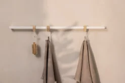 Handtuchhalter Vana – minimalistisch, rund oder eckig, drei Breiten