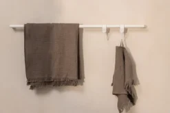 Handtuchhalter Vana – minimalistisch, rund oder eckig, drei Breiten