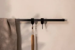Handtuchhalter Vana – minimalistisch, rund oder eckig, drei Breiten