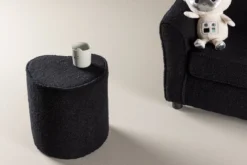 Kinderhocker Luma – Herzförmiger Hocker in Schwarz