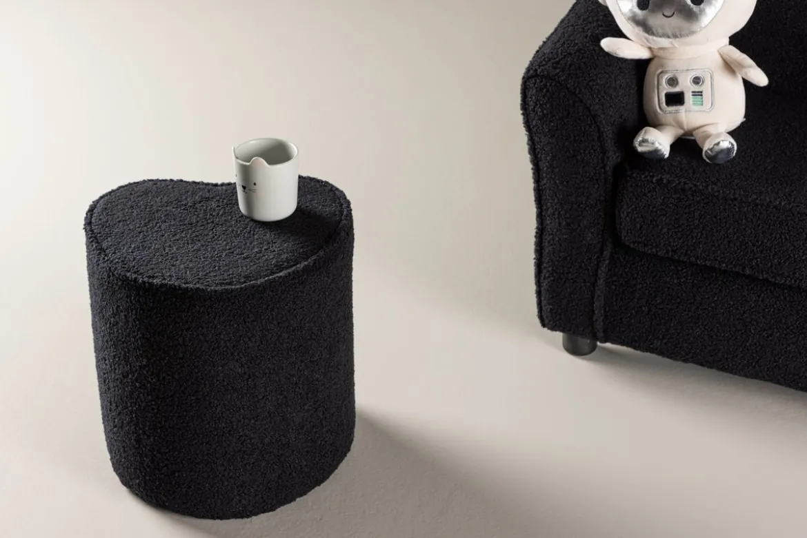Kinderhocker Luma – Herzförmiger Hocker in Schwarz