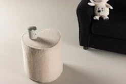 Kinderhocker Luma – Herzförmiger Hocker in Beige