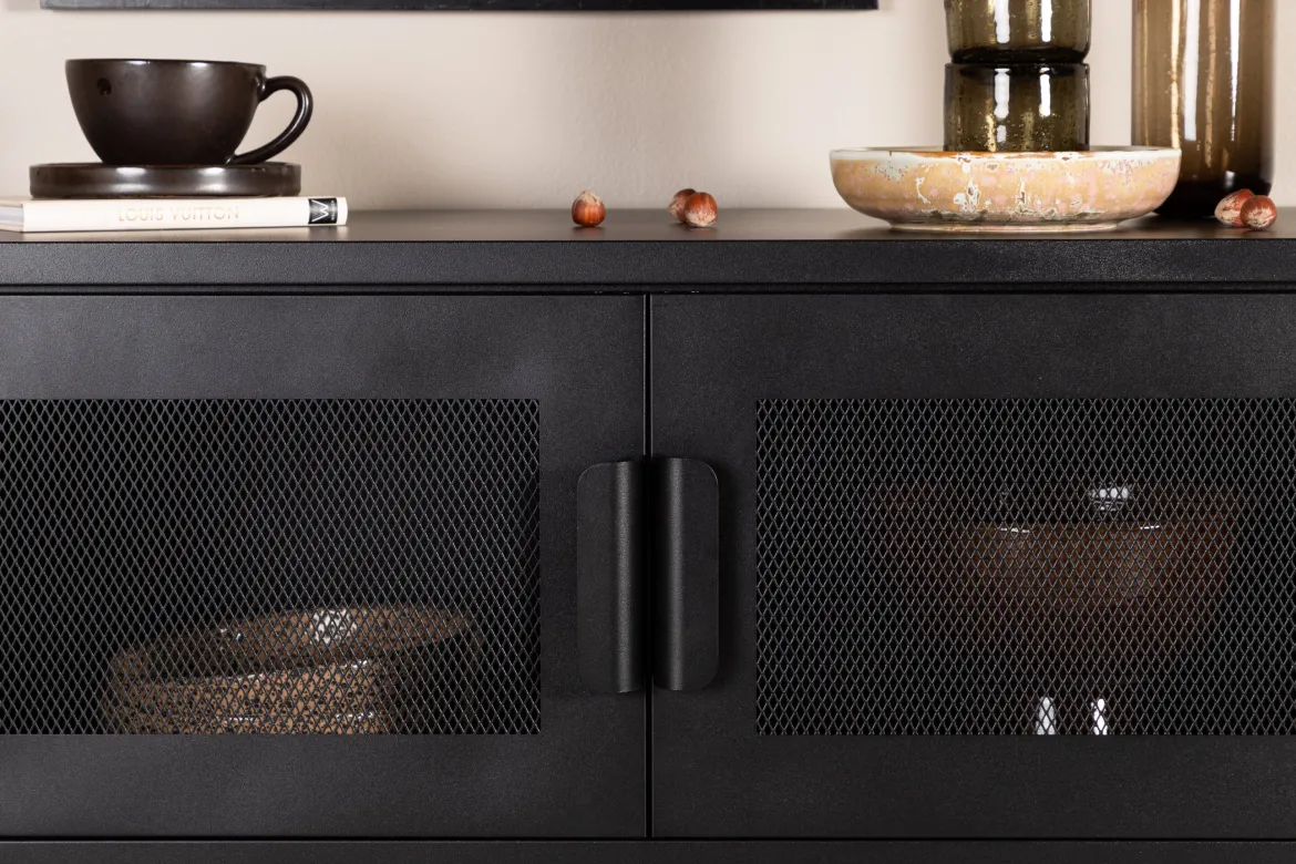 Kommode Berit – Industrial Design in Schwarz