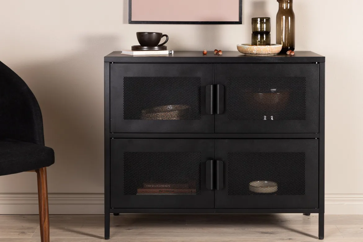 Kommode Berit – Industrial Design in Schwarz