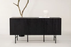 Kommode Elvesta – 150 cm, Whitewash oder Schwarz, Modern Skandi