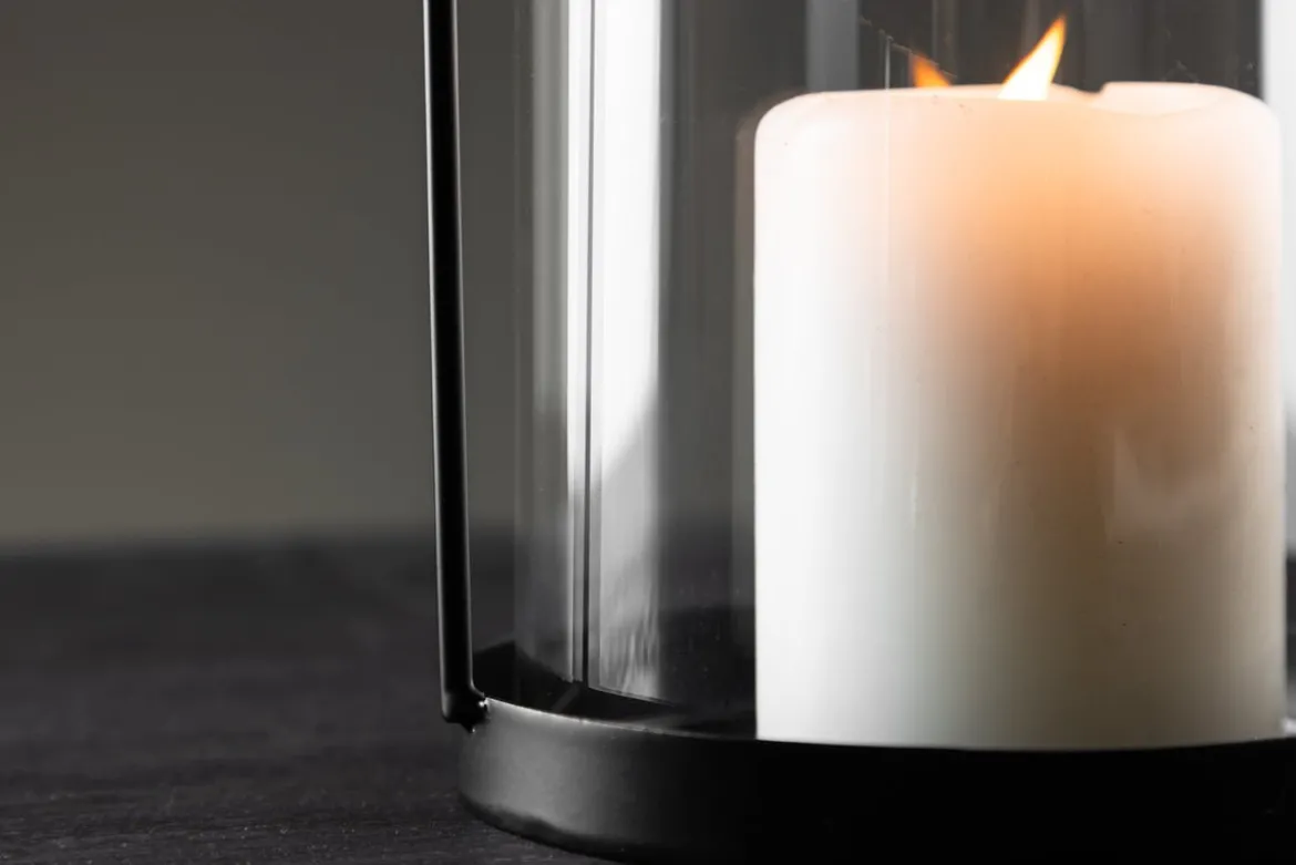 Laterne Martin - Laterne aus Glas und schwarzem Eisen in zwei verschiedenen Größen