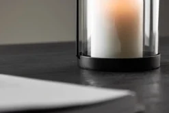 Laterne Martin - Laterne aus Glas und schwarzem Eisen in zwei verschiedenen Größen