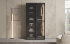 Moduro Arda – Design-Kleiderschrank mit geriffelter Glasfront