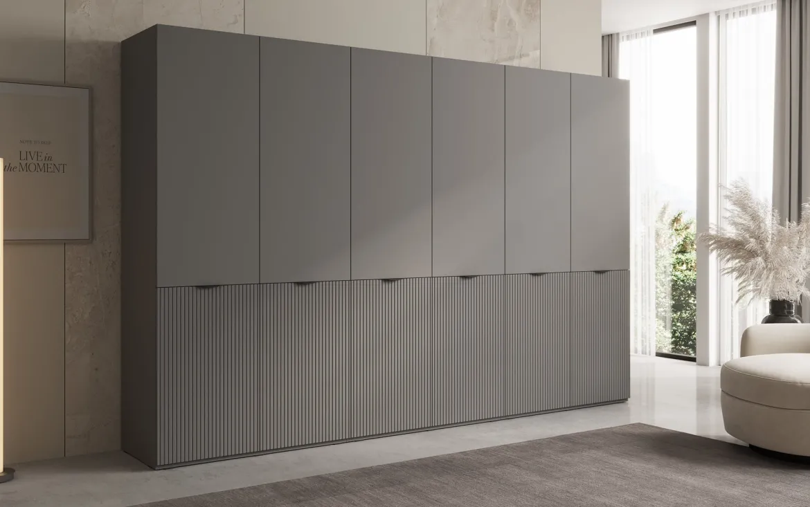 Moduro Faro – Dreimoduliger Design-Kleiderschrank mit strukturierter MDF-Front
