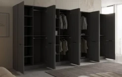 Moduro Faro XL – Viermoduliger Design-Kleiderschrank mit strukturierter MDF-Front