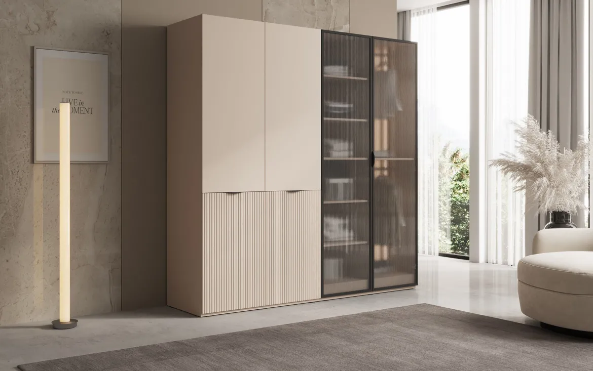 Moduro Ravo – Modularer Kleiderschrank mit geriffelter Glasfront und Strukturpaneel