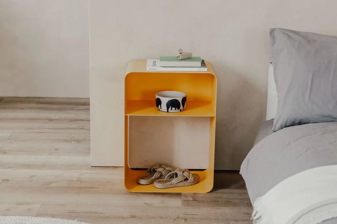 Nachttisch Damio – Minimalistisches Design aus pulverbeschichtetem Metall