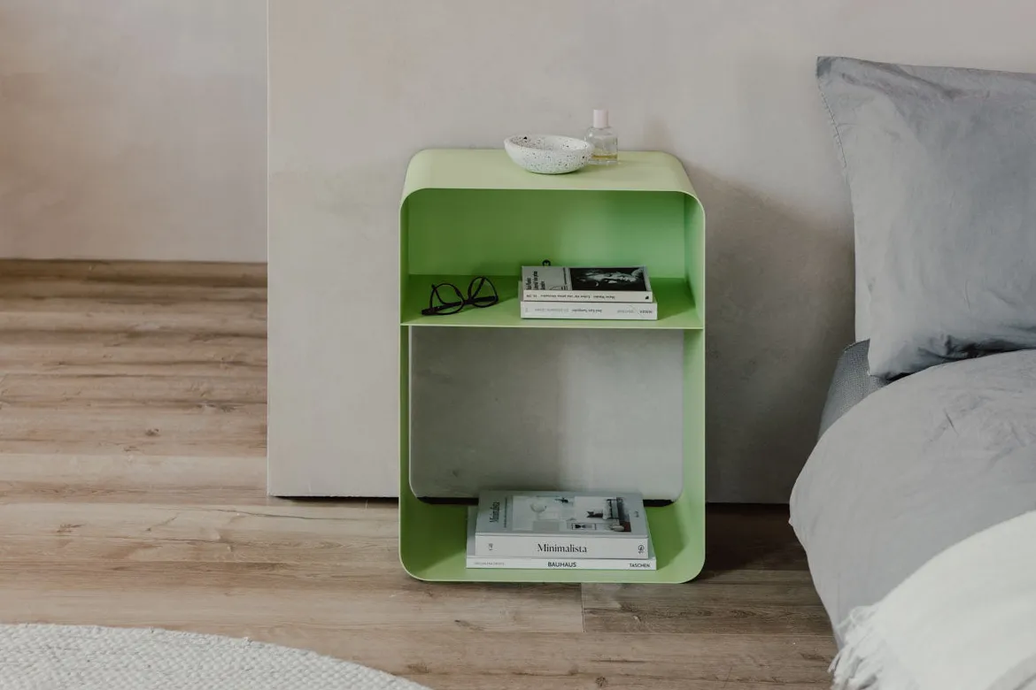 Nachttisch Damio – Minimalistisches Design aus pulverbeschichtetem Metall