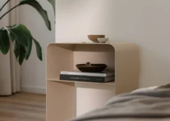 Nachttisch Damio – Minimalistisches Design aus pulverbeschichtetem Metall