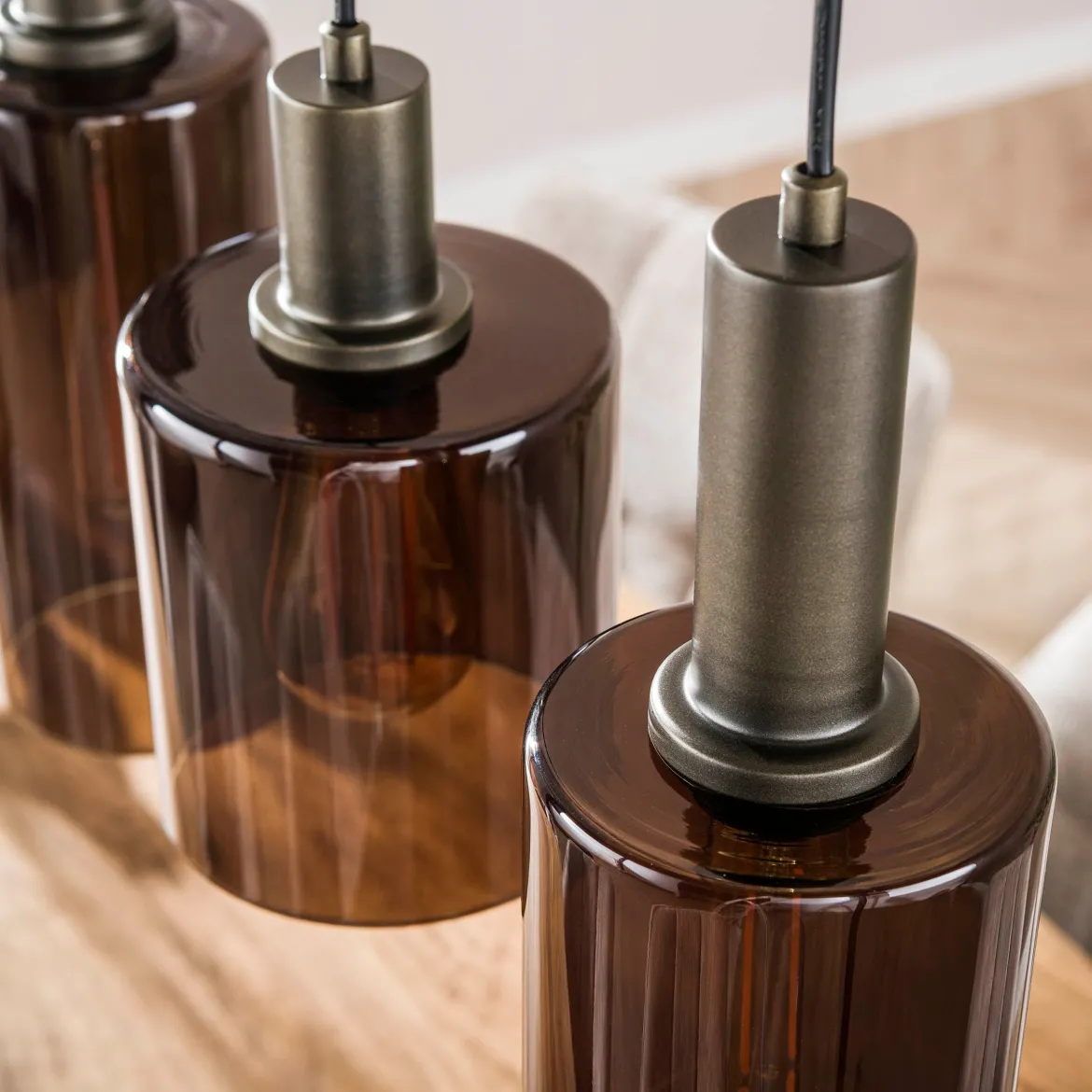 Pendelleuchte Ayu – Zylindrische Glasschirme in Braun (6-flammig)