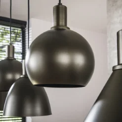 Pendelleuchte Bravino – Fünf Metallschirme in Braun oder Beige (5-flammig)