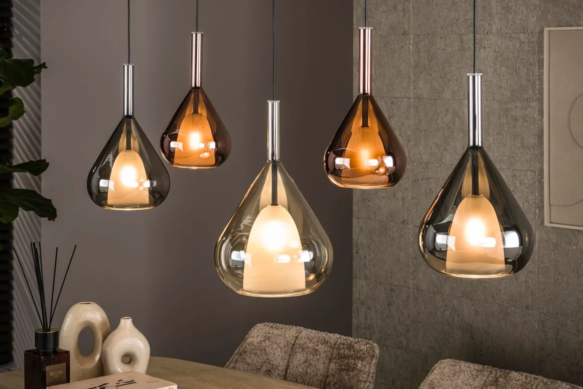 Pendelleuchte "Lysandra“ – 5 tropfenförmige Glasschirme in Bernstein, Kupfer und Chrom