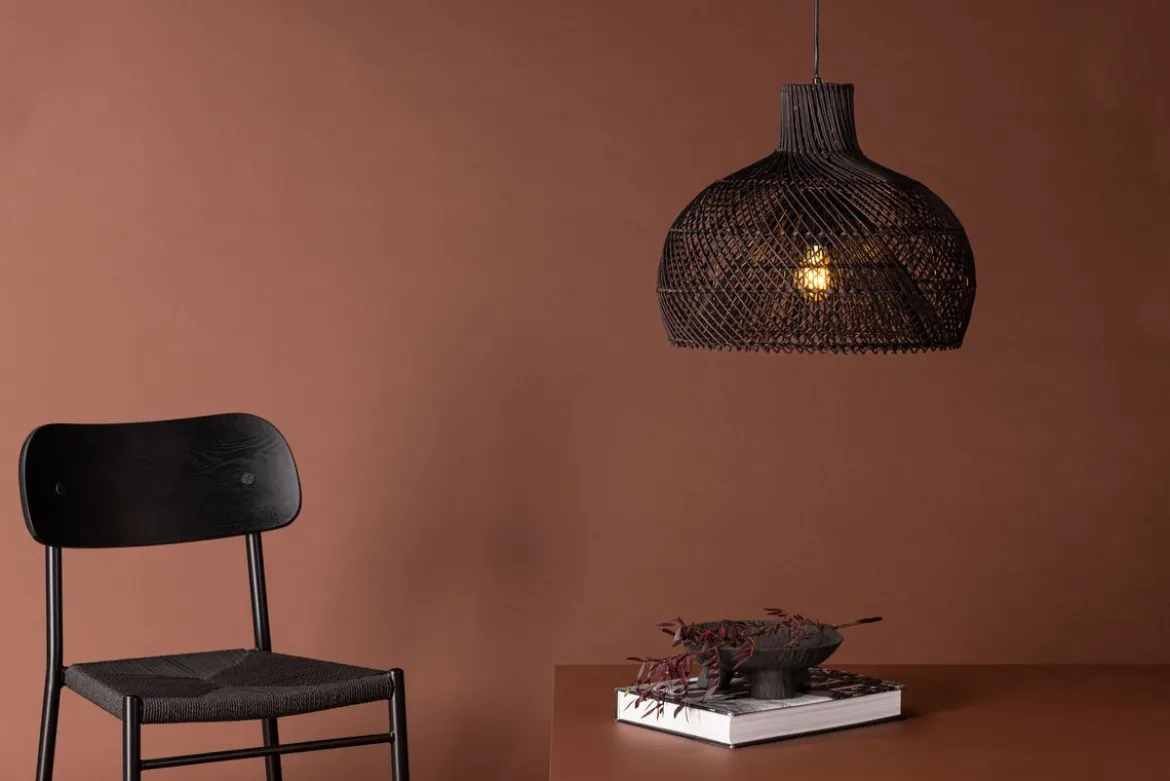 Pendelleuchte „Maun" – Dunkles Rattan mit Flechtmuster