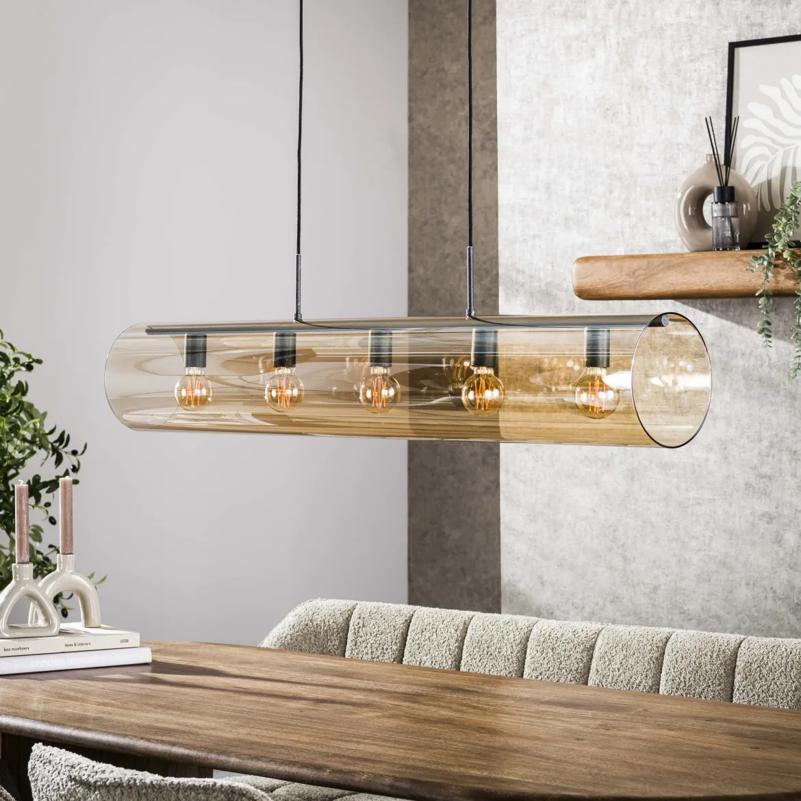 Pendelleuchte „Solvira“ – Mit 5 Leuchten in horizontalem Tube-Amberglass Design