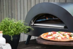 Pizzaofen Livorno - aus Stahl, Edelstahl und Keramik in Schwarz