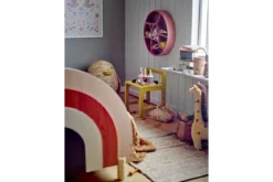 Regal Pami – organisches Wandregal in Rot fürs Kinderzimmer