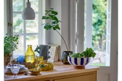 Schale Cala – handbemalte Steingutschale in Blau