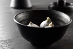Schalen Black Swan - 2er-Set aus schwarzem Porzellan