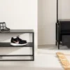 Schuhregal Nevio – Schwarz, Minimal Industrial