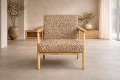 Sessel Lareen - aus Gummiholz mit Design-Bezug