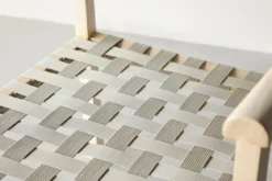 Sessel Olympia - aus Mangoholz und Polyester in Natur