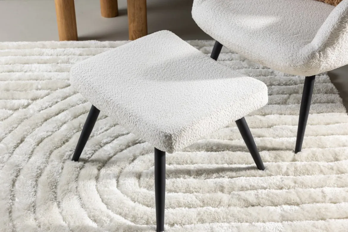 Sessel Verona - weißer Bouclé-Stoff & schwarze Metallbeine
