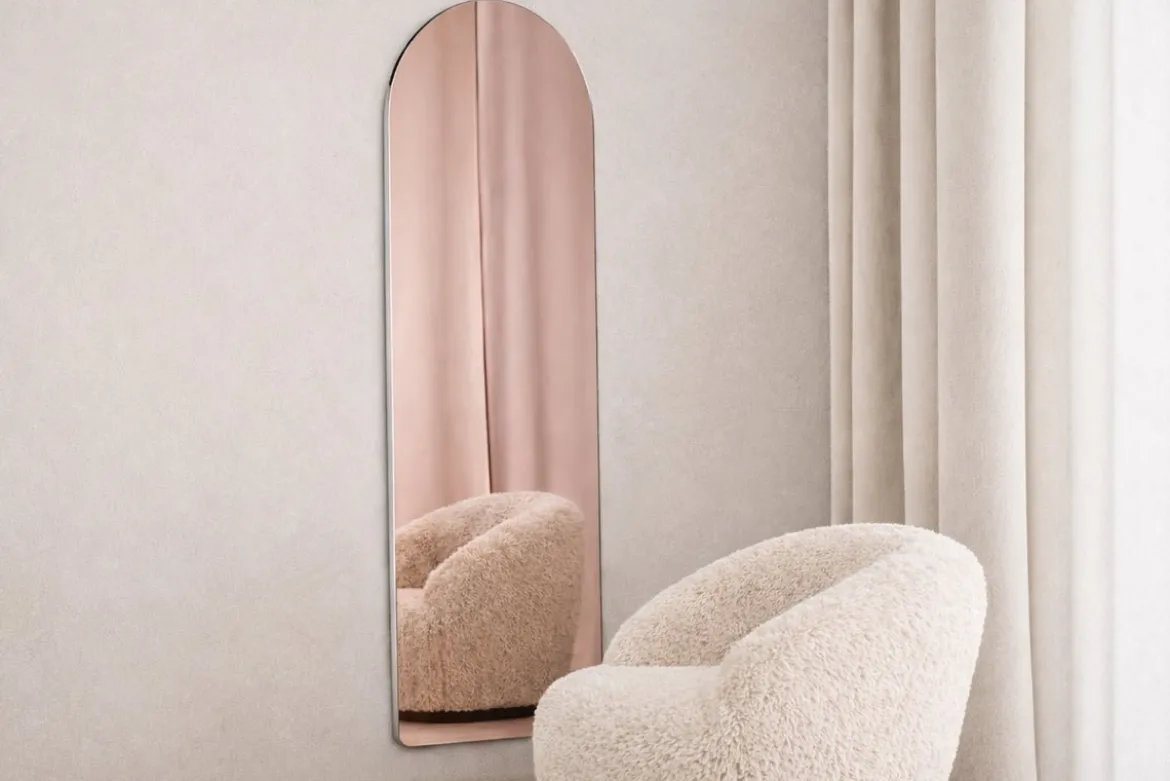 Spiegel Ira – in Roségold mit ovalem Design & silbernem Rahmen