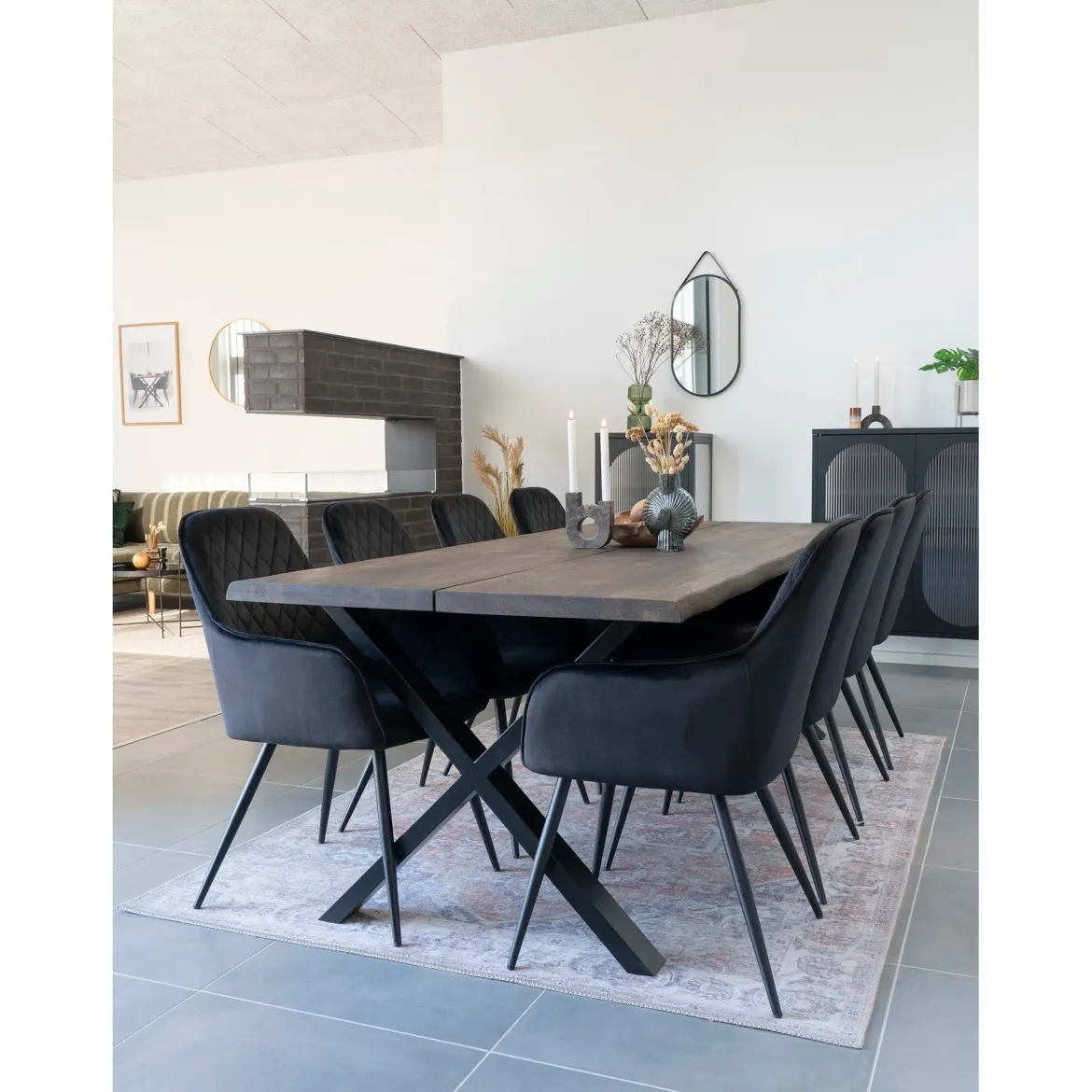Spiegel Levanto – Hängespiegel mit schwarzem Rahmen (35×60 cm)