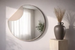 Spiegel Veni - mit beigem Rahmen für Flur & Schlafzimmer
