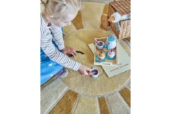 Spielset Ariel - buntes Teeservice mit Tablett & Cupcakes