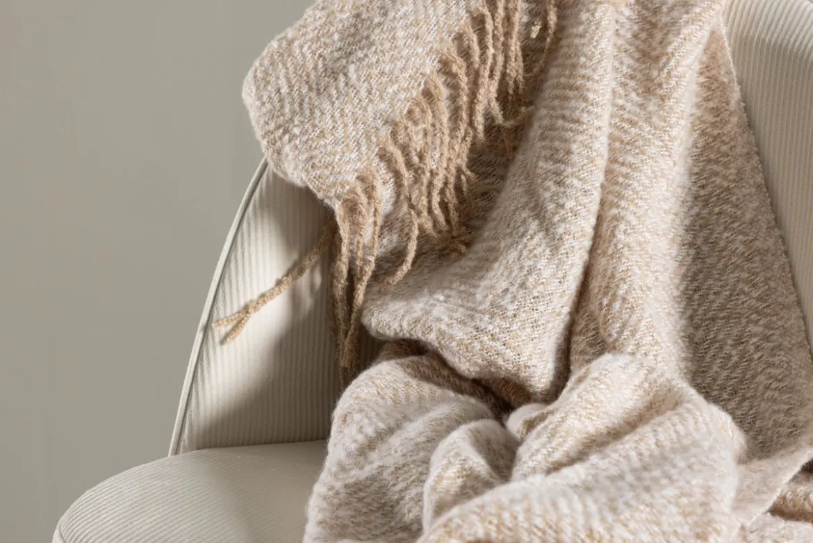 Tagesdecke Velora Beige – 170×130 cm mit Fransen & Strukturwebung